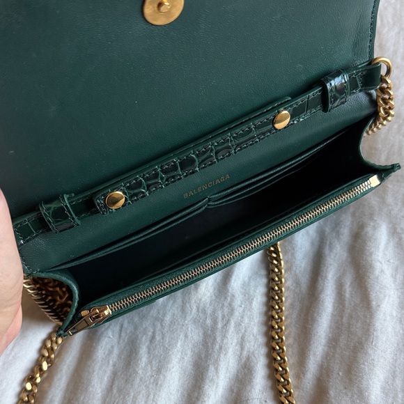 Balenciaga Hourglass Wallet on Chain Purse Entrupy Authenticated - Picture 5 of 16